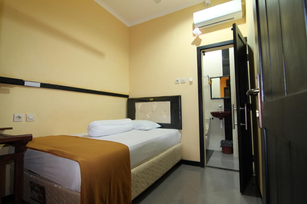 Ct1 Bali Bed & Breakfast Kuta Lombok Cameră foto